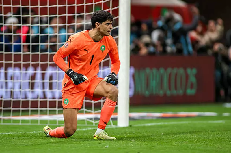 خلف الحضري.. بونو ثاني أكثر الحراس حفاظا على الشباك النظيفة في تاريخ أمم أفريقيا 